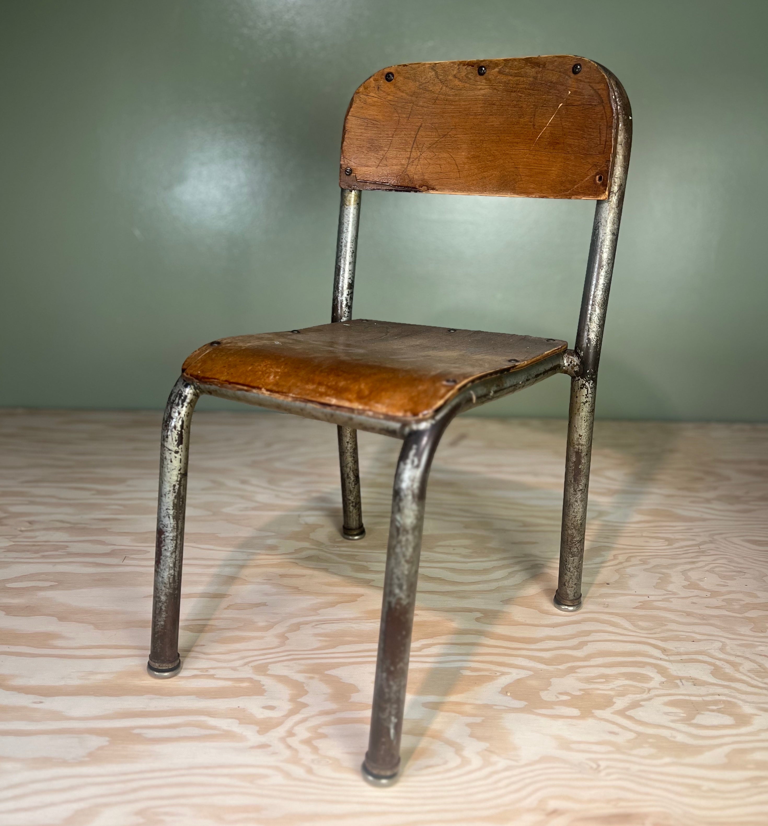1940's Kids Schoolhouse Chair