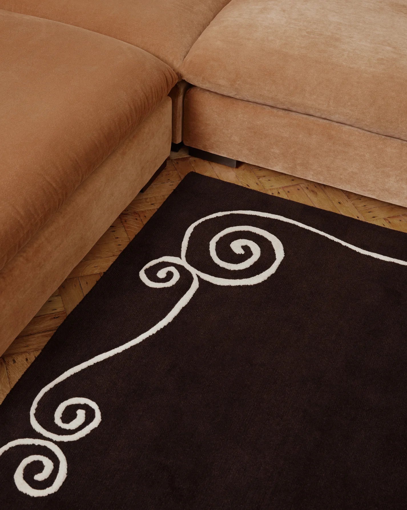 The Lilian Rug in Espresso