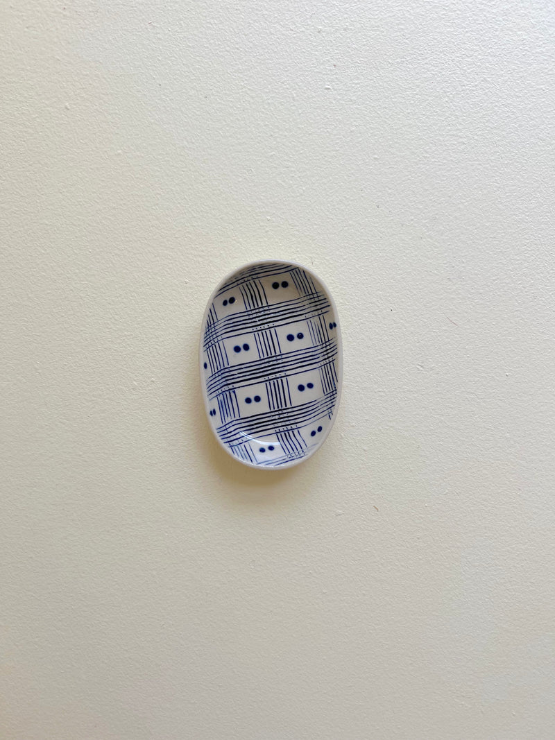 Simone Fennel - Hand-painted Mini Dish - Cream/Blue