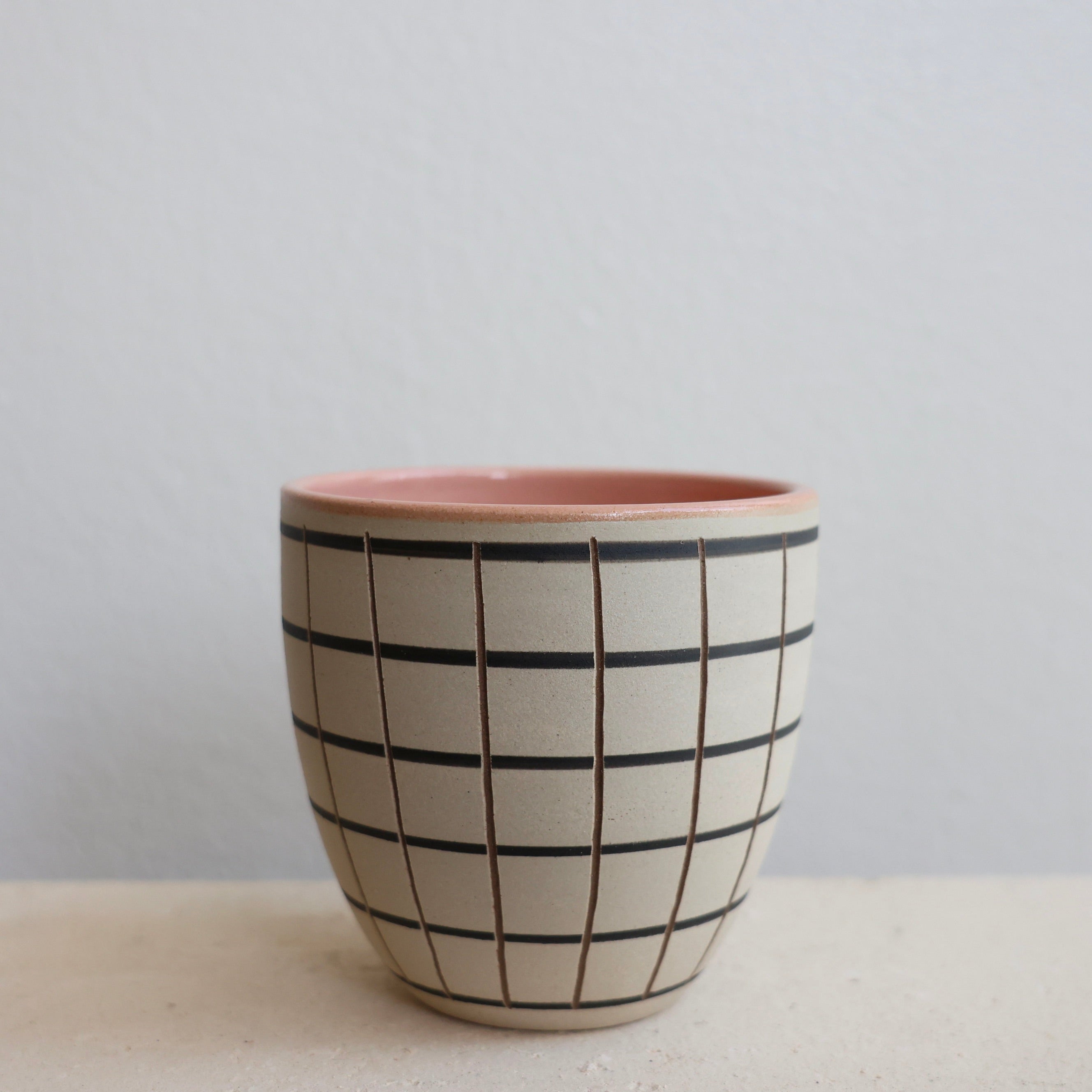 Tea Cup Brown/Black/Pink