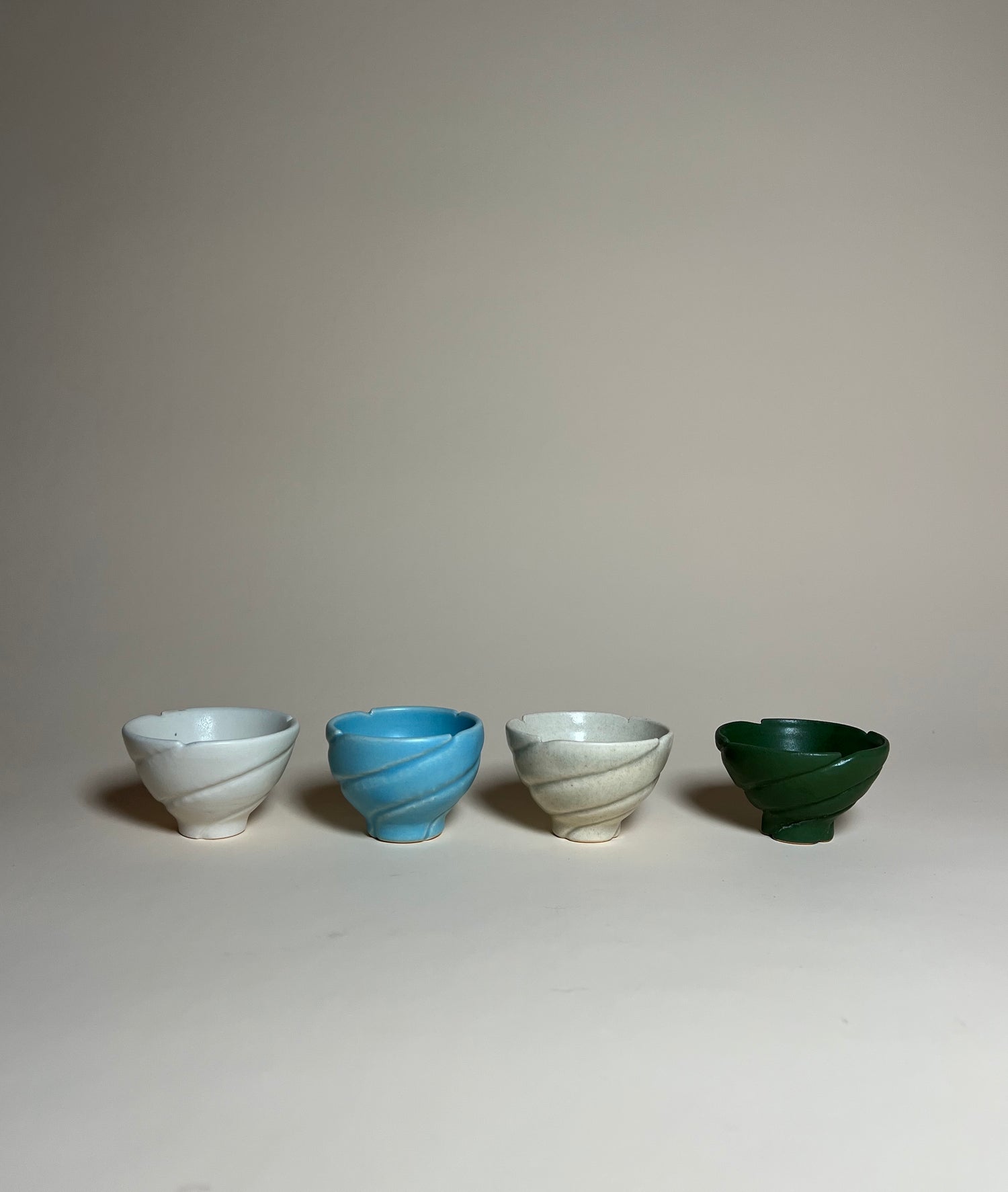 Ori Carlin - Tea Cup Set of 4