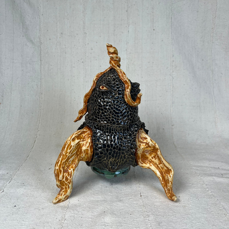 Benjamin Avey - Tripod Ceramic Creature