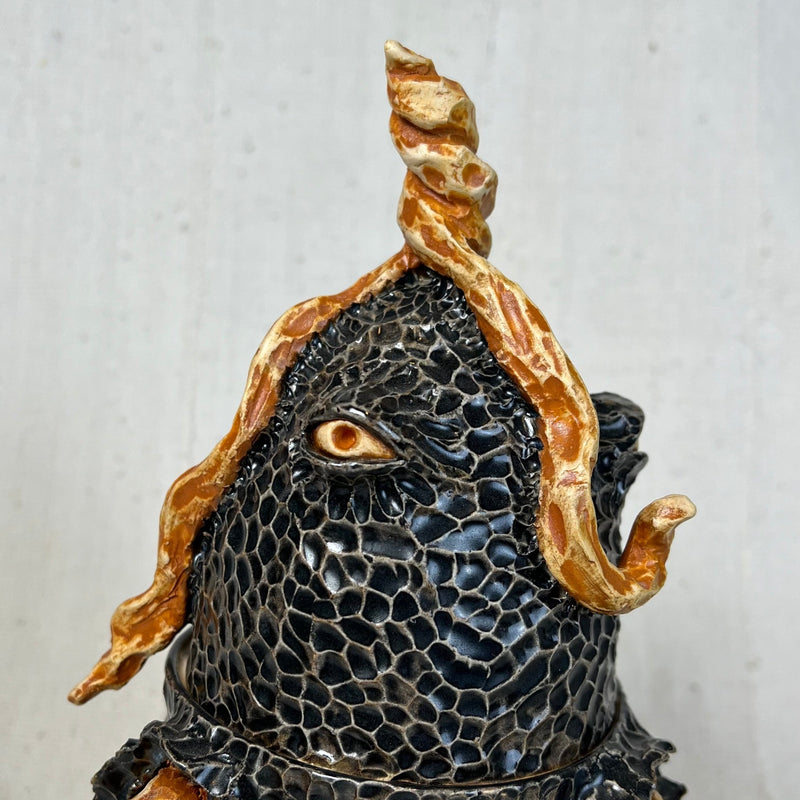 Benjamin Avey - Tripod Ceramic Creature