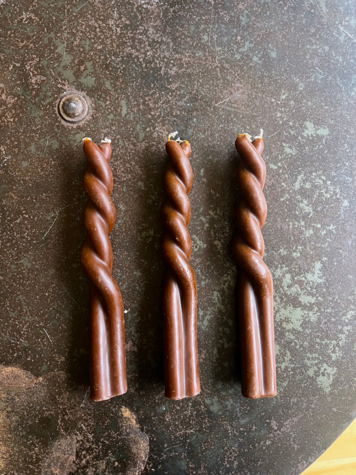 Antonella Annatto Small Twist