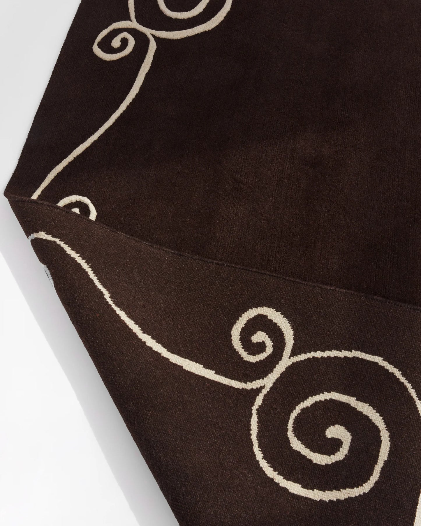 The Lilian Rug in Espresso