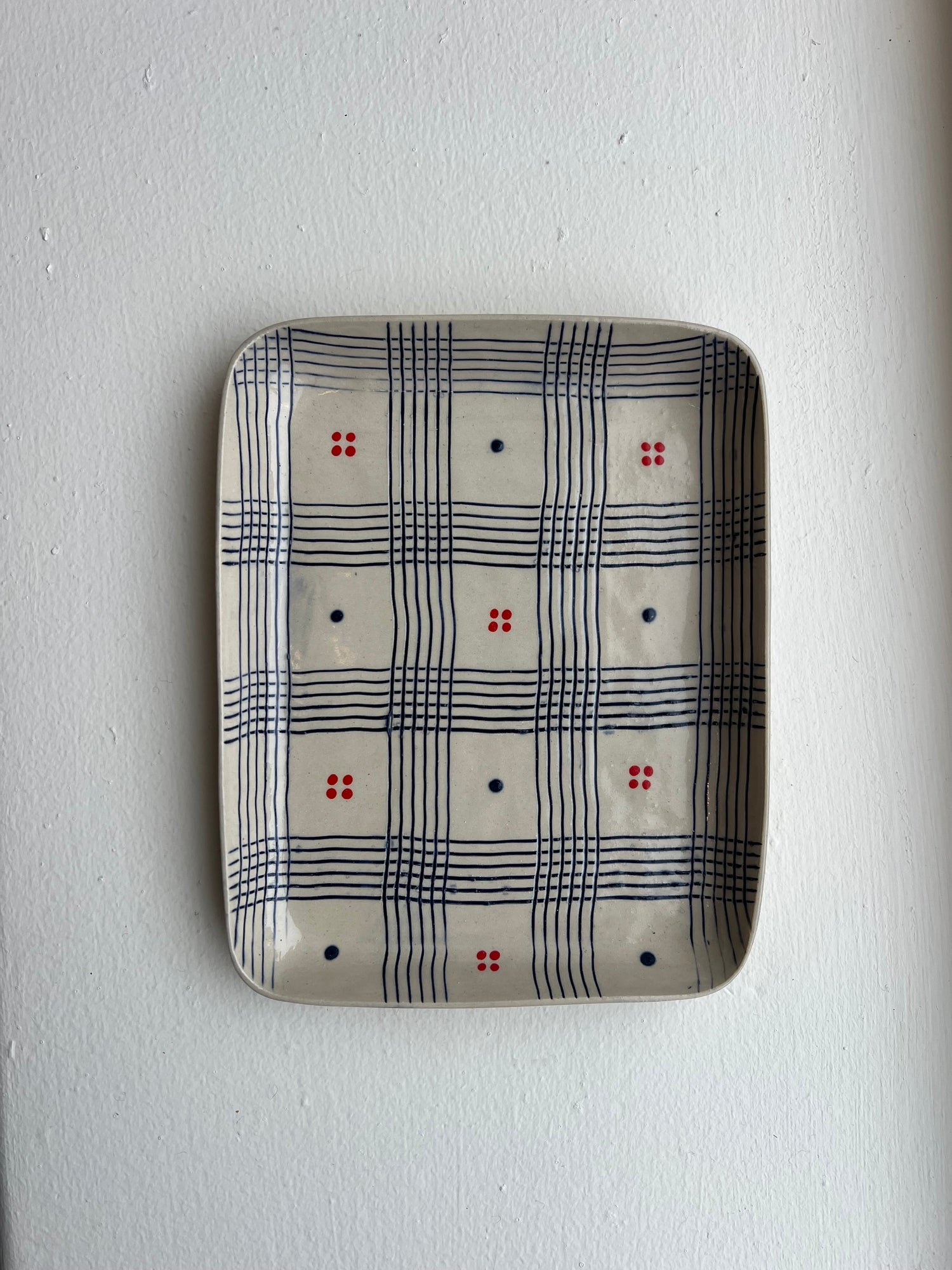 Simone Fennel - Rectangle Tray - Navy/Red Dot